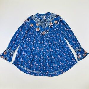 Free People Wildflower Fields Henley Blue Floral Bell Sleeves Tunic Women Small